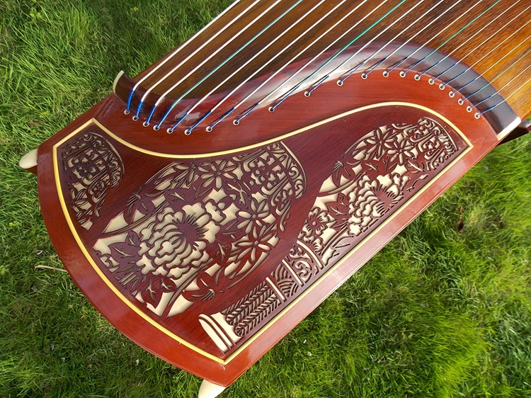 Dunhuang guzheng 696M vase non sandalwood solid wood guzheng Shanghai ethnic musical instrument One factory