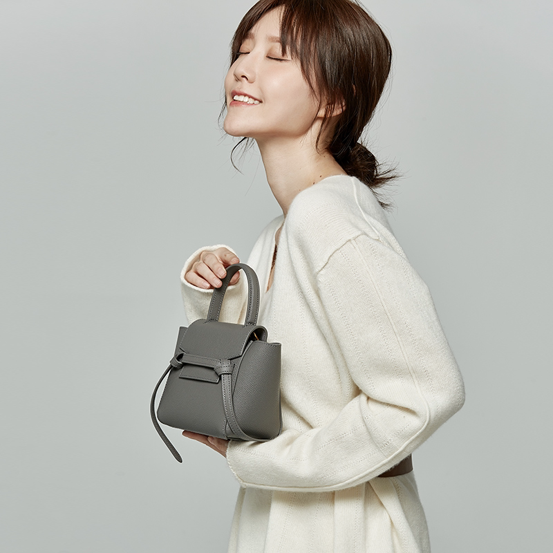 Mini Fashionable Catfish Bag Small Genuine Leather Women's Bag 2026 New Pico Wing Bag Crossbody Small Bag Handbag for Women