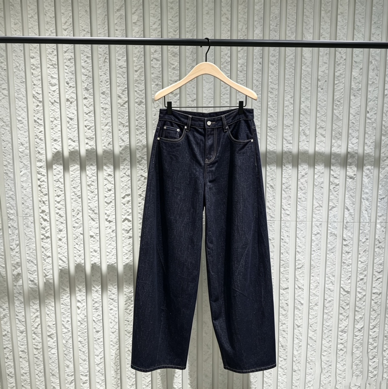 [C Series] Genuine Jeans 2026 Winter New Collection All-Cotton Deep Indigo Wide-Leg Pants Curved-Leg Pants Mbf4Jen027