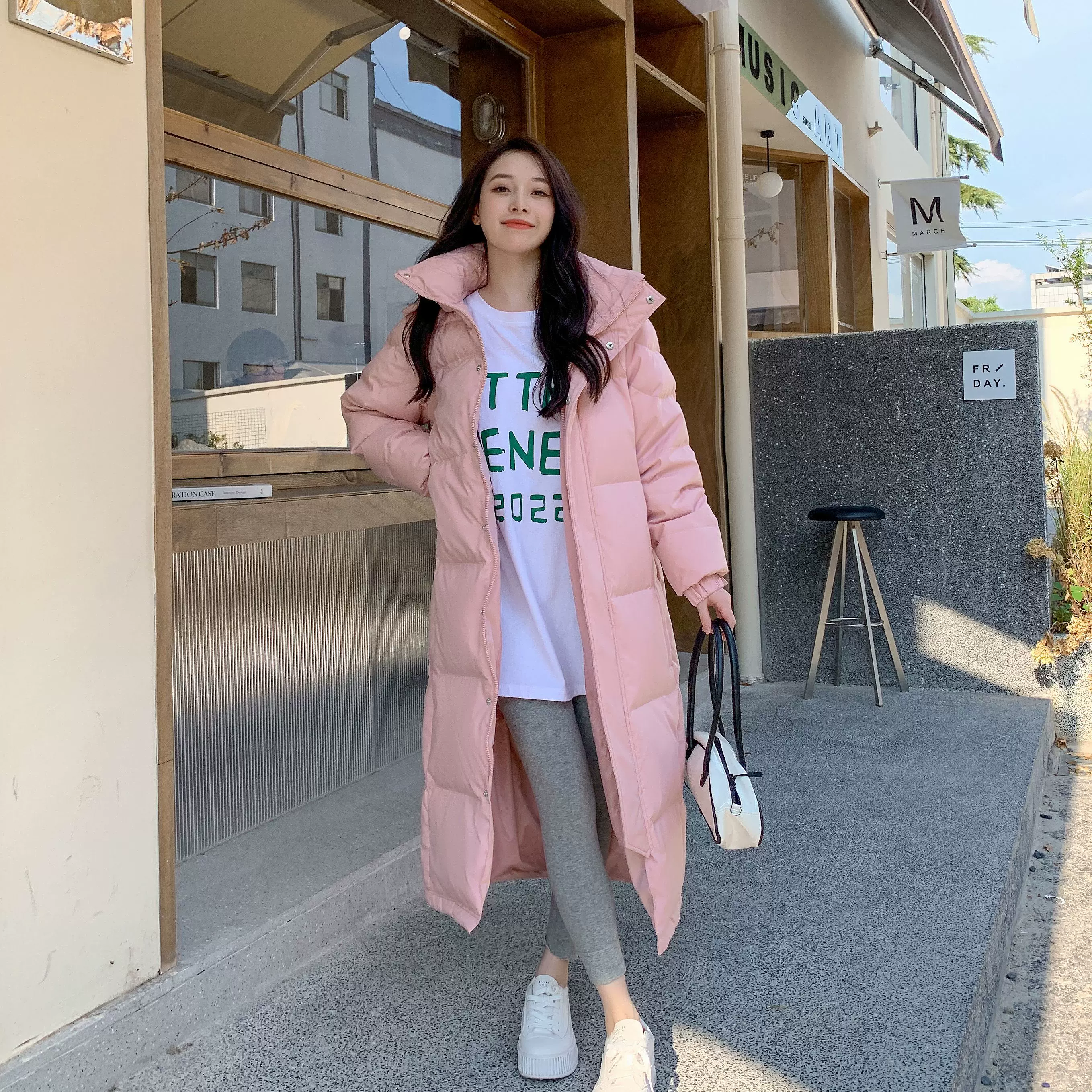 Летняя? Нет, оригин phrase: Extra-long long winter down jacket, maxi length, increased thickness, 2025 years, oversize