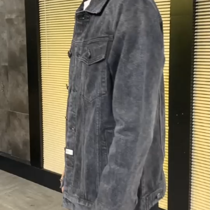 男生春季外套如什么搭。这件复古刺绣牛仔夹克帅到被要链接