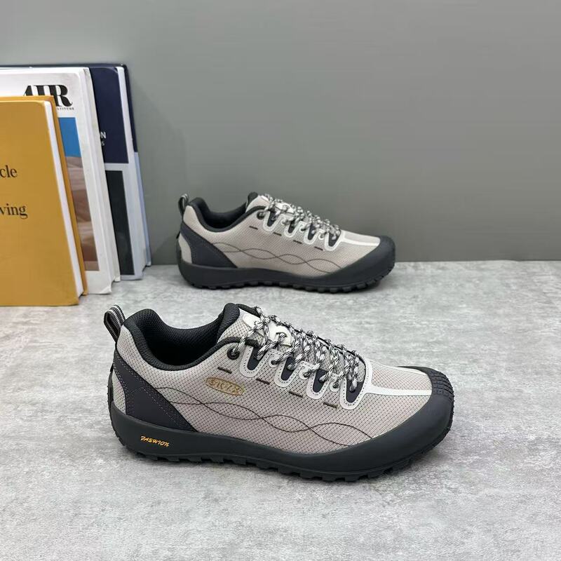 Men's Shoes 2026 Summer New Lightweight Soft-Soled Breathable Casual Sports Shoes Outdoor Non-Slip Shock-Absorbing Mesh Hiking Shoes