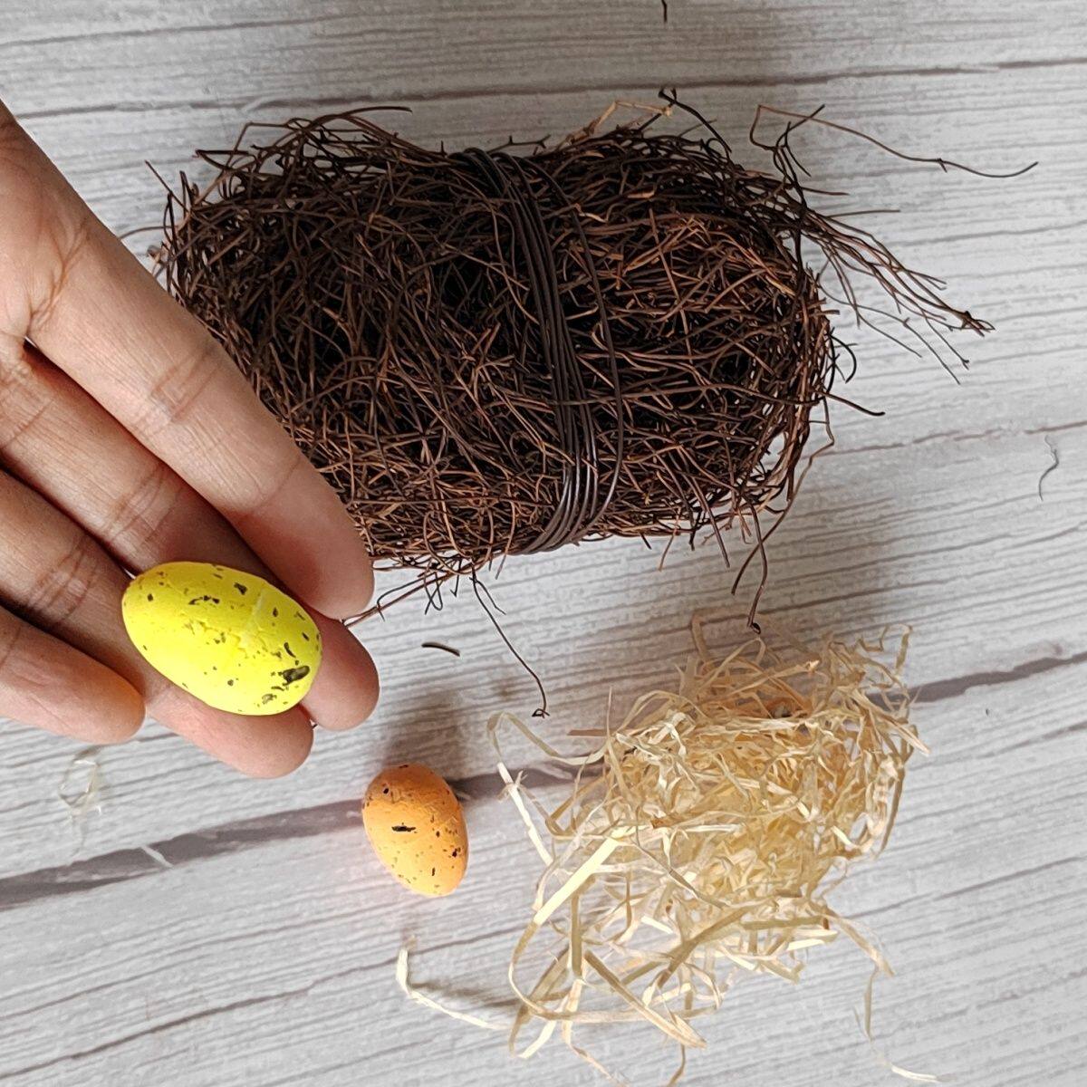 如何选择适合森系鸟窝的仿真树藤环创材料？