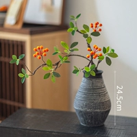 Глиняный горшок диаметром 24,5 см + 1 плод яблони (апельсин)