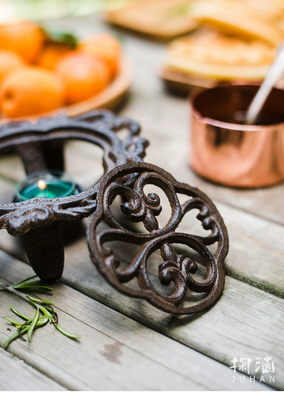 [掬 涵] Giá đỡ gang cách nhiệt Trang trí hoa văn cổ điển Trang trí sân vườn tạp hóa Vintage sân ngoài trời trang trí phòng khách
