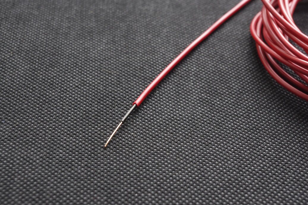 0 3mm single solid single crystal copper carbon shielded headphone cable signal cable audio cable 28awg