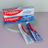 Зубная паста Colgate из Гонконга, ледяная тройная мята, ослепительное отбеливание, чтобы удалить желтое дыхание, предотвратить кариес, укрепить зубы, обеспечить свежее дыхание семье