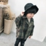 Áo khoác len cho bé trai Dài vừa 2018 Áo trẻ em kẻ sọc mới 1-3 tuổi bé bùng nổ hàng đầu Hàn Quốc áo khoác cho bé gái