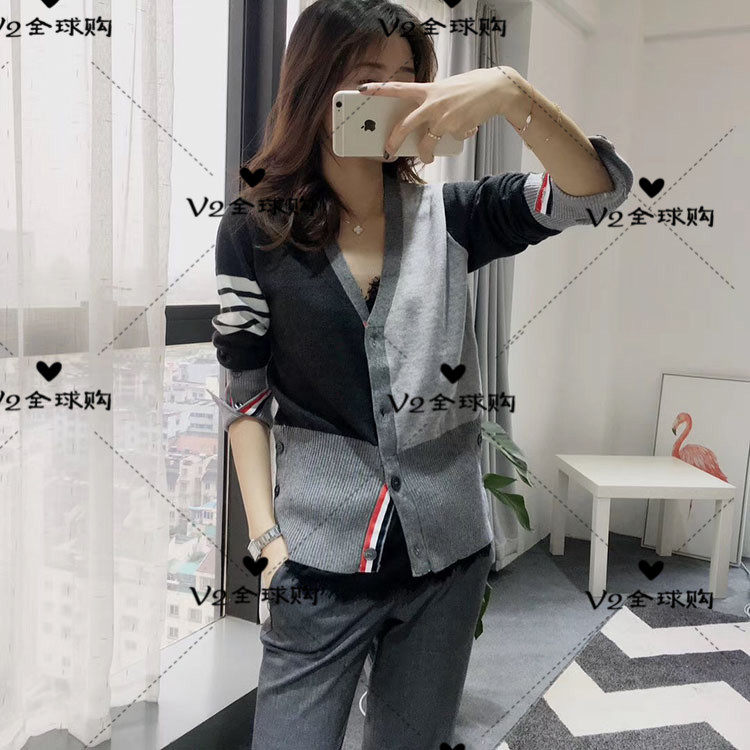 Japan Thom Browne Spelled Shirts TB series V collar men and women in the same collage wool knit cardiolor