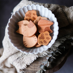 Japanese Natural Log Kitten Chopsticks Rack Cat's Paw Chopsticks Holder zakka For Home Wooden Tableware Cute Home Adorable