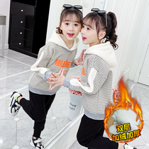 Girls velvet sweater 2021 new winter childrens childrens thickened tops girls  Western-style hooded jacket tide