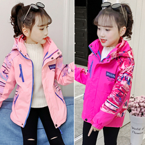 Girls  coat 2021 new spring thickened foreign style childrens outdoor windproof detachable three-in-one stormtrooper