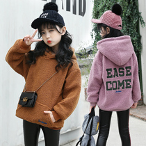 Girls velvet sweater 2021 new winter childrens middle and large children pullover jacket thickened hooded top tide
