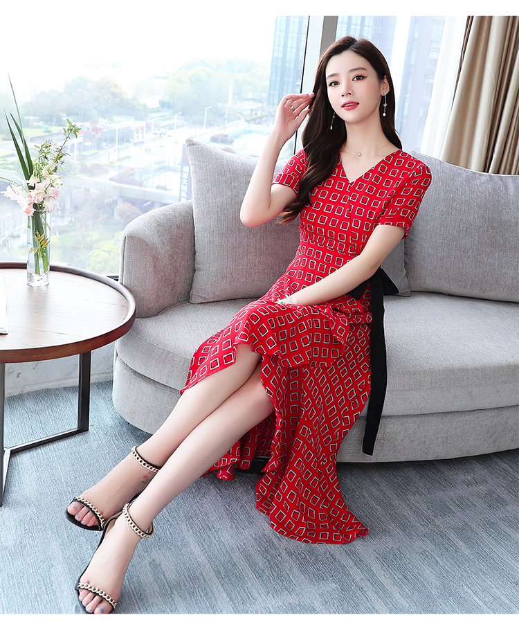 VK旗艦店 韓系時尚V領修身顯瘦收腰雪紡長版短袖洋裝