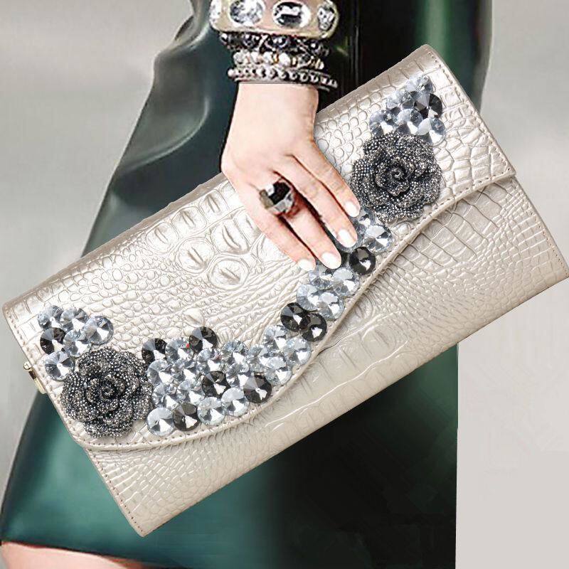 Hong Kong net red senior ladies small bag 2021 new fashion brand leather fashion diamond clutch bag