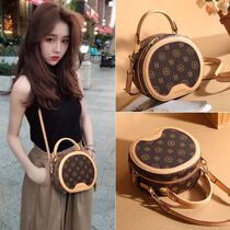 GENE MK womens bag tennis red small round bag with women 2022 new retro genuine leather inclined satchel mini single shoulder bag