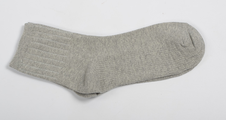 Vớ nam màu rắn kinh doanh trong vớ ống bốn mùa vớ dài ống thấm mồ hôi wicking khử mùi vớ cotton mới đôi tất cotton tất trắng cao cổ