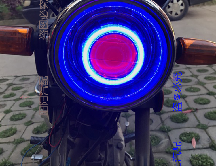 Xe máy Tianjian EN125 sửa đổi ánh sáng tròn 4 inch ống kính đôi ánh sáng đôi mắt thiên thần quỷ mắt xenon đèn pha - Đèn HID xe máy đèn pha bi cầu xe máy