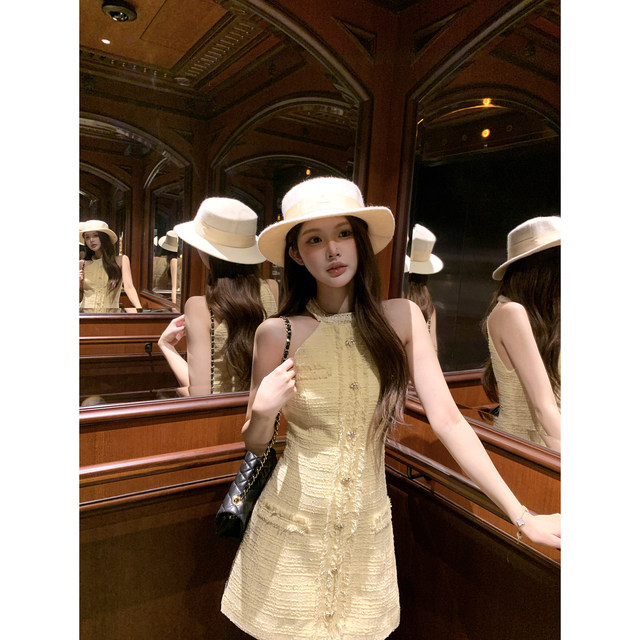 Le 19 RomanLand small fragrant tassel slim-fitting long skirt A-hem waist sleeveless wool dress