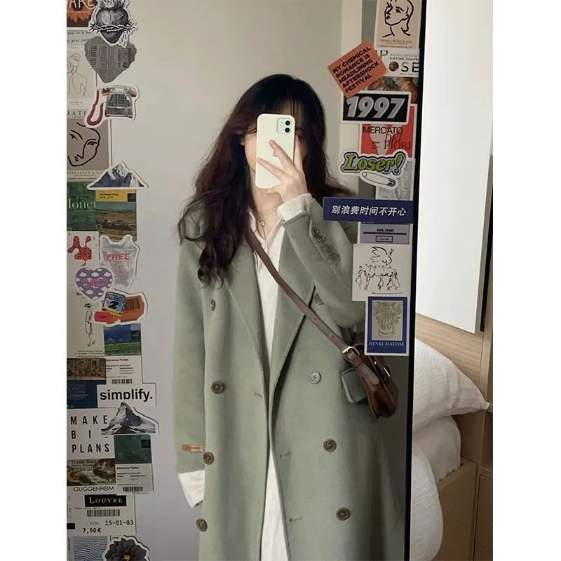 High-End Green Woolen Coat for Women, Mid-Length, 2023 Autumn and Winter New Style, Hepburn Style, Petite Woolen Jacket