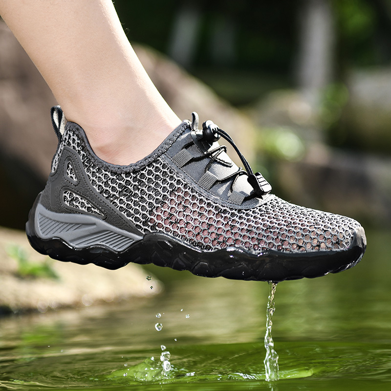 Di Cannon Summer Breathable Speed Dry Anadromous Male Non-slip Covered Water Shoes Men Outdoor Light Hiking Mountaineering Shoes