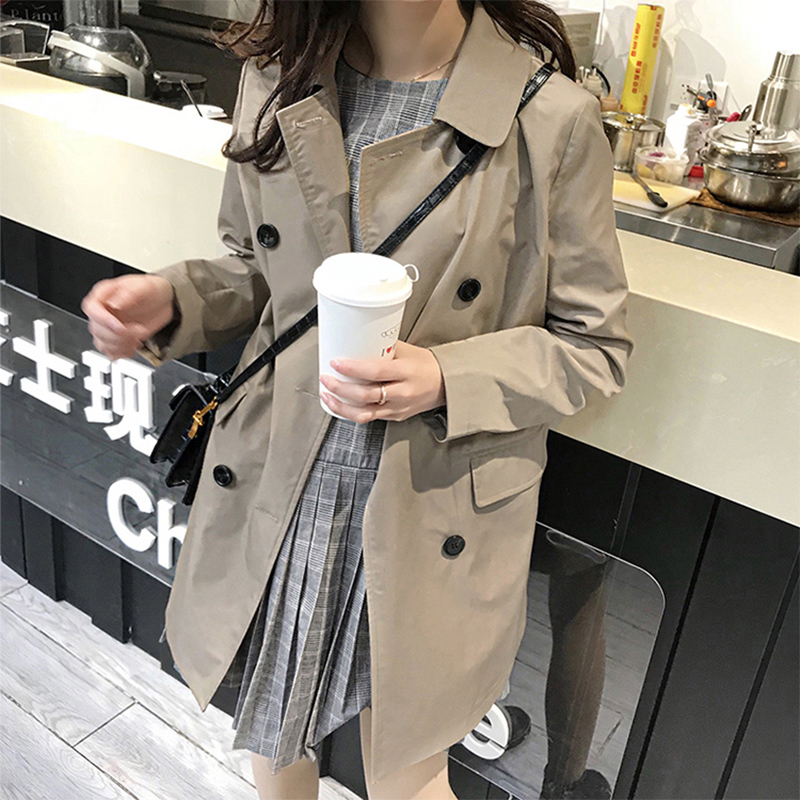 Hong Kong 2020 autumn and winter new women's Korean version of the khaki Hong Kong style chic jacket loose mid-length trench coat women