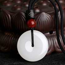 Xinjiang Hetian Jade sheep Jade safe buckle men and women jade necklace natural pendant pendant couple old material can be re-inspected