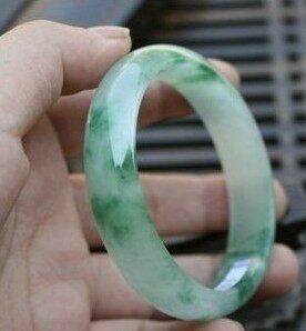 Natural Jade jade bracelet ice type floating flower bracelet jade bracelet