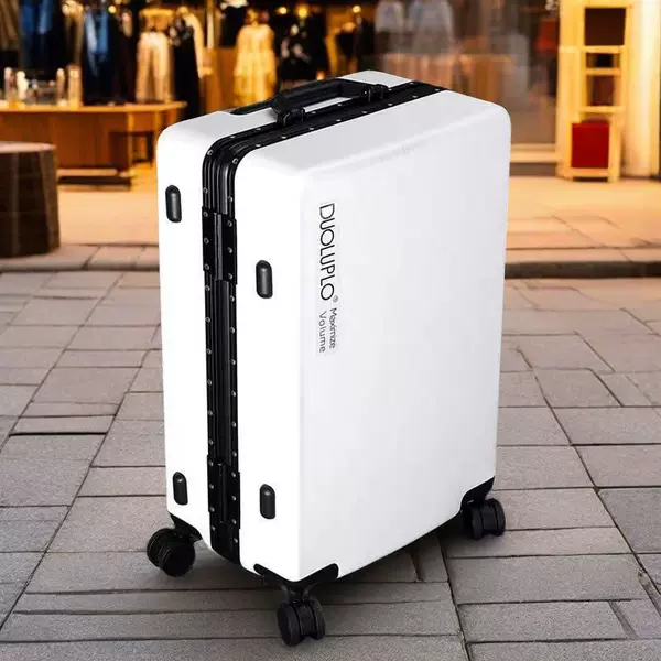 Товары от 蝈蝈精品箱包