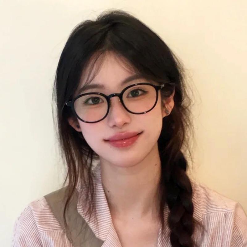 Retro Ultra-Light Black-Framed Plain Glasses for Women with Round Faces, High-End, Slimming, Anti-Blue Light, Round-Framed Eye Frames Without Lenses Retro Ultra-Light Black-Framed Plain Glasses for Women with Round Faces, High-End, Slimming, Anti-Blue Light, Round-Framed Eye Frames Without Lenses