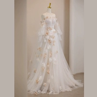 Маленький белый хвост