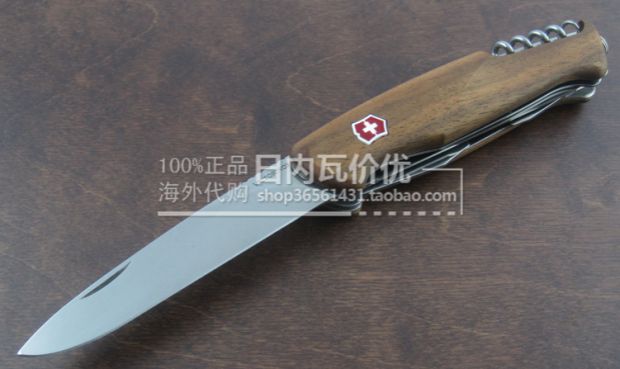 Swiss Army Rangerwood 55 Delemont Series Walnut Wood Cavalry Delemont 0.9561 dao gấp đa chức năng