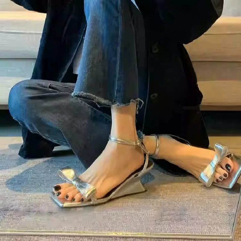 Летние босоножки с бантом и ремешком, французский стиль, 2024 год