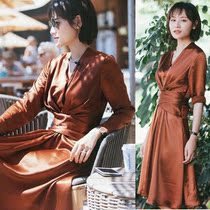 Ye Yiqian with the same V-neck French retro elegance lace-up dress Satin Western style silky high-waisted skirt