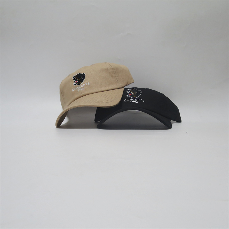 American Street Fashion Brand Snkrs Independently Designed Classic Embroidered Curved Brim Hat Soft Top Dad Hat Retro Dadcap