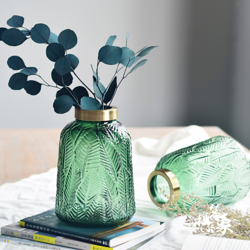 Green vase Nordic light luxury flowers dry flower ornaments creative fashion personality decorative metal glass embossed vase