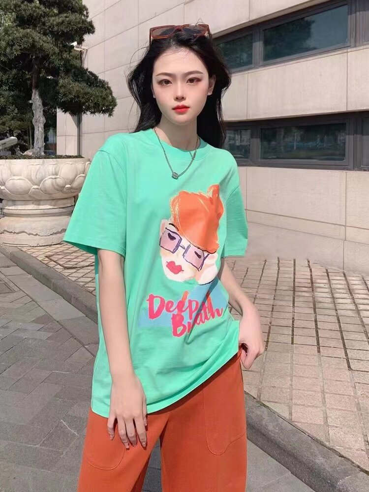 Áo thun nữ cotton dáng rộng in hình chân dung tay ngắn — Màu đen chi tiết 23