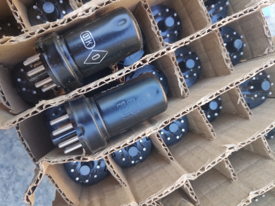 Soviet 6 m 8 vacuum tube 6SJ7 6J8P vacuum tube new pairing