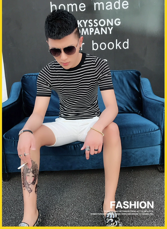 Mùa hè nam băng lụa ngắn tay T-Shirt nam Hàn Quốc phiên bản của triều Slim 2018 thanh niên sọc nam chặt chẽ áo len mỏng