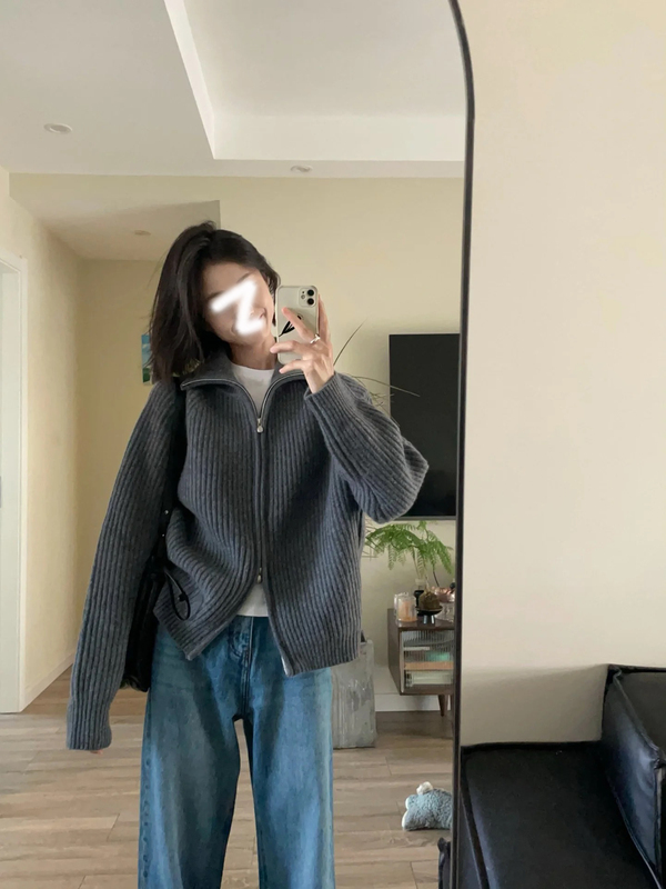 Retro Gray Lapel Knitted Sweater Cardigan Jacket for Women in Autumn and Winter, Loose and Lazy Style, Double Zipper High Collar
