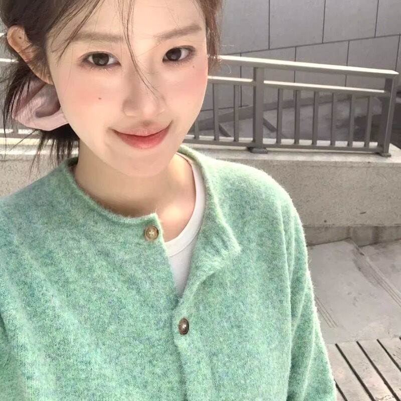 Mint Green Early Spring Cardigan Sweater for Women, Spring and Autumn Soft and Loose Lazy Style Korean Knit Top Jacket