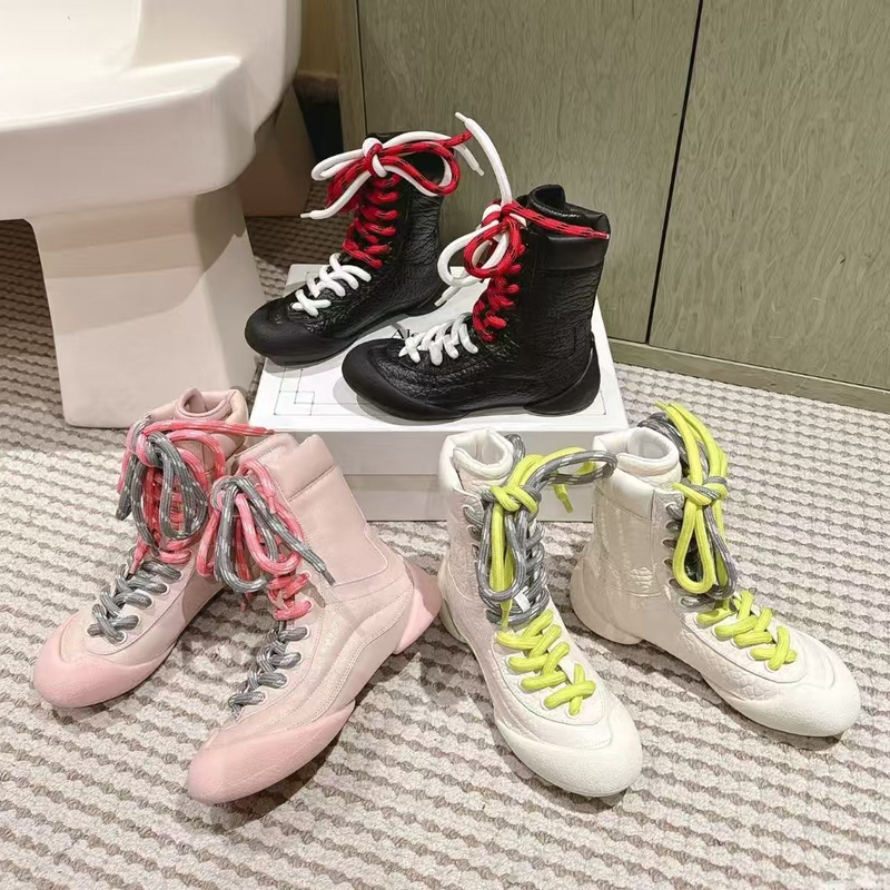 2025 Retro Two-Tone Trendy Shoes Mcqueen Couple Style Knight Martin Boots Spring and Autumn Boxing Shoes Height-Increasing Leather Short Boots for Women 2025 Retro Two-Tone Trendy Shoes Mcqueen Couple Style Knight Martin Boots Spring and Autumn Boxing Shoes Height-Increasing Leather Short Boots for Women
