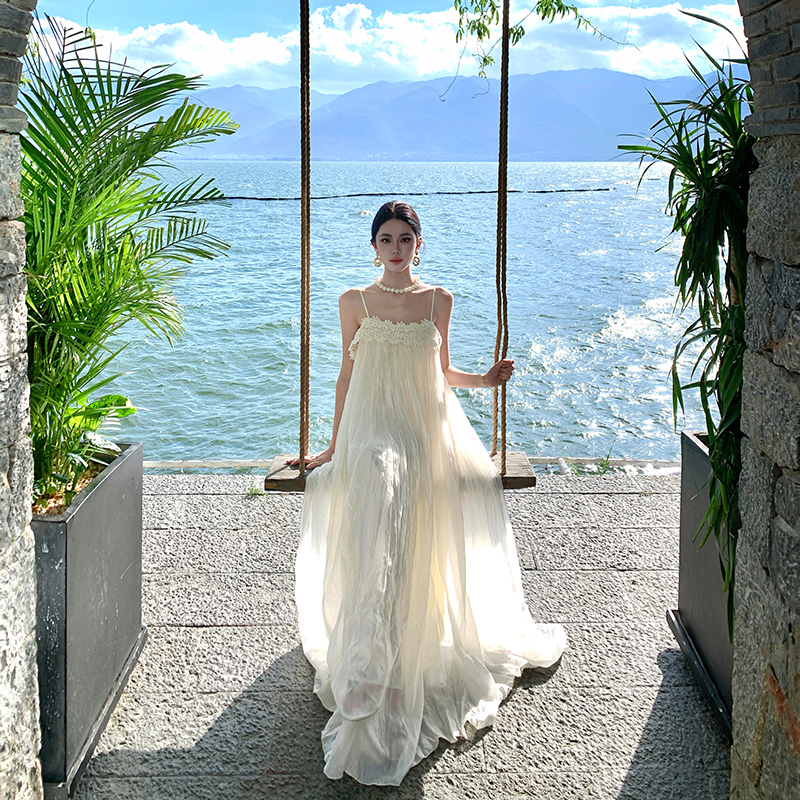 French-Style Heavy-Duty Birthday Dress, Sleeveless Lace Slip Dress for Women, Suitable for Wearing at the Seaside in Dali, Yunnan, Vacation Dress French-Style Heavy-Duty Birthday Dress, Sleeveless Lace Slip Dress for Women, Suitable for Wearing at the Seaside in Dali, Yunnan, Vacation Dress