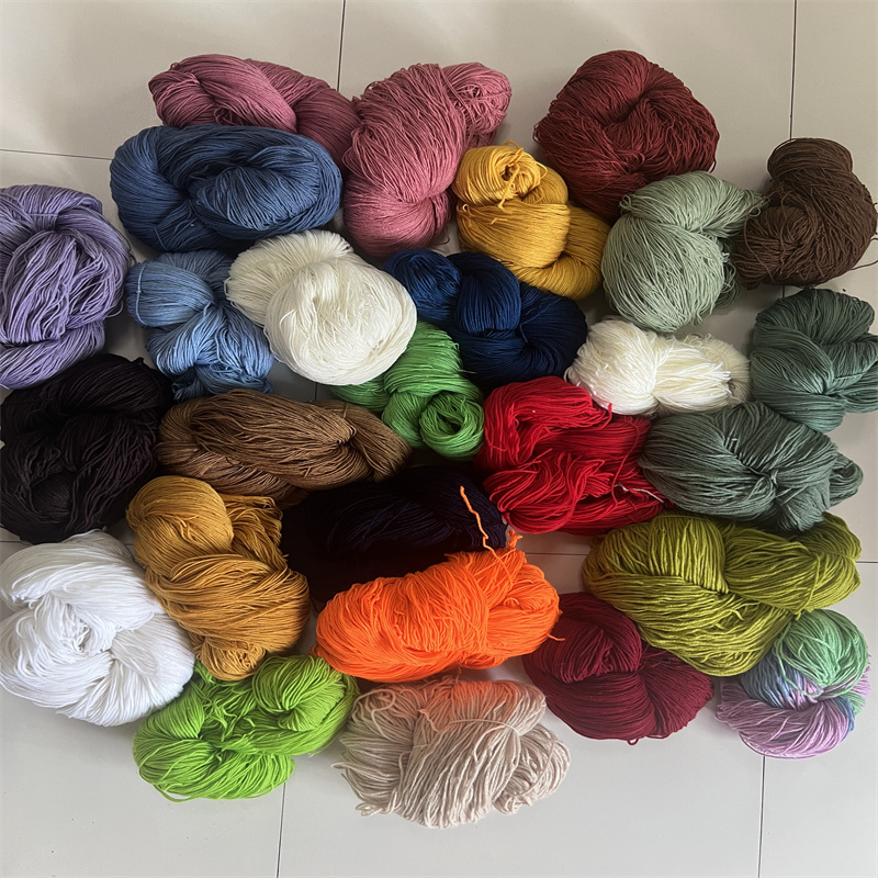Clearance Sale on Stock Yarn, Acrylic Yarn, Medium-Thick Yarn for DIY Crafts, Weaving Cushions, Crocheting Bags, and Crocheting Shoes Clearance Sale on Stock Yarn, Acrylic Yarn, Medium-Thick Yarn for DIY Crafts, Weaving Cushions, Crocheting Bags, and Crocheting Shoes