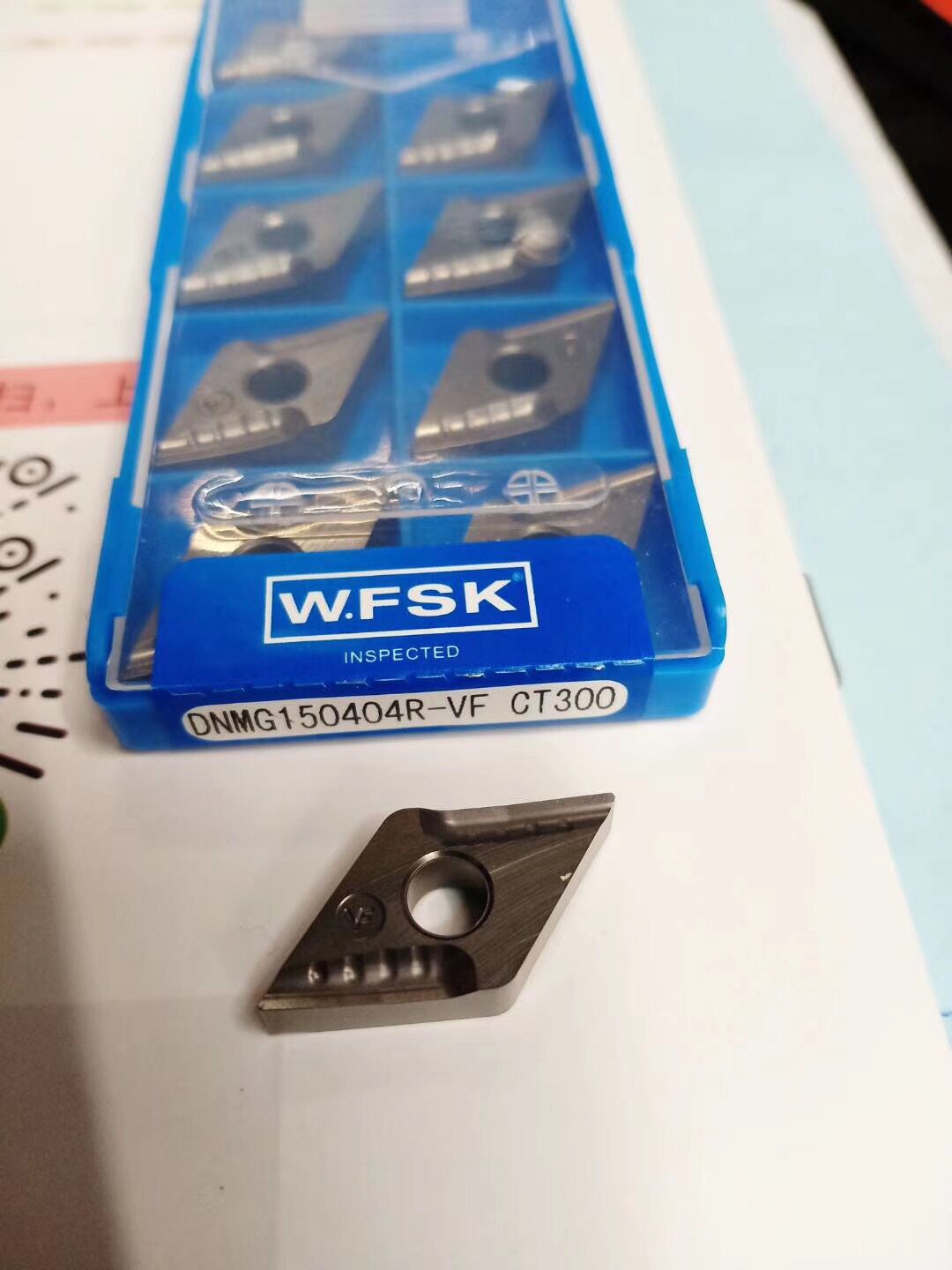 CNC blade DNMG150404R-VF CT300