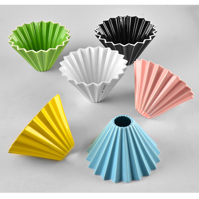 Ceramic coffee filter cup origami filter cup with base V60 filter cup cone cake cup drip coffee cup holder