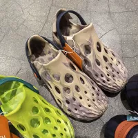 Детская модель кофейного цвета. Рекомендуется заказывать на размер меньше.