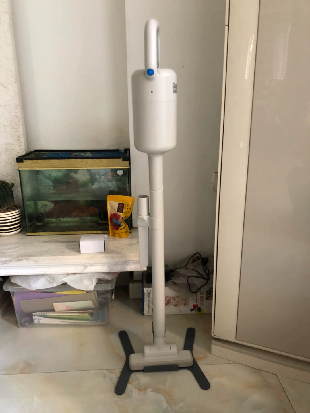 Nhật Bản cộng và trừ không Fukasawa Naoto xách tay XJC-Y010 câm nhà nhỏ Máy hút bụi không dây cầm tay ± 0 - Máy hút bụi