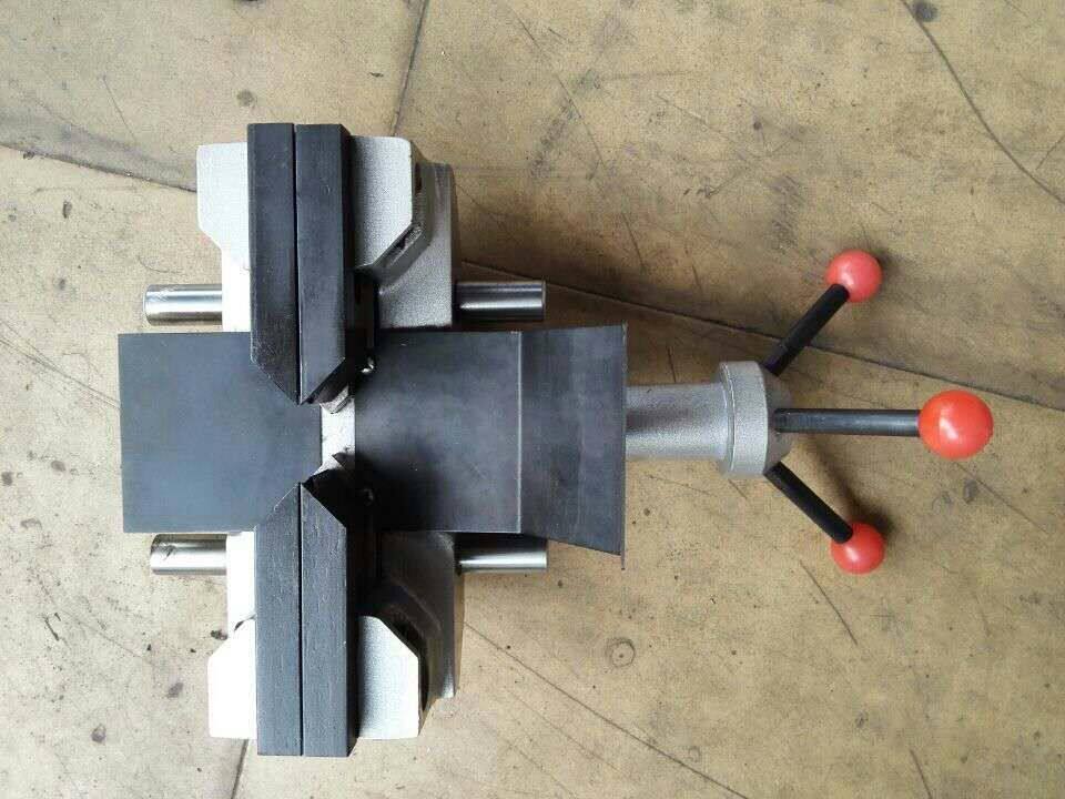 Dongsheng Xiaobang Jutai pipe cutting machine 275 fixture assembly Clamp base fixture metal circular saw machine accessories