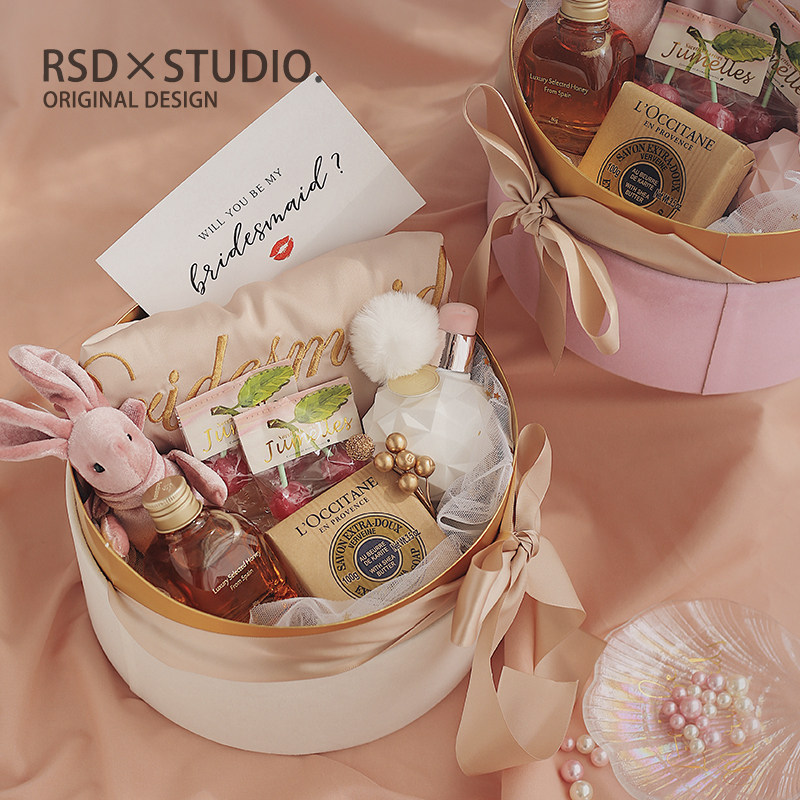 Morning robe wedding sister group with the bridesmaid walking gift box high-end creative gift back to high-end Christmas